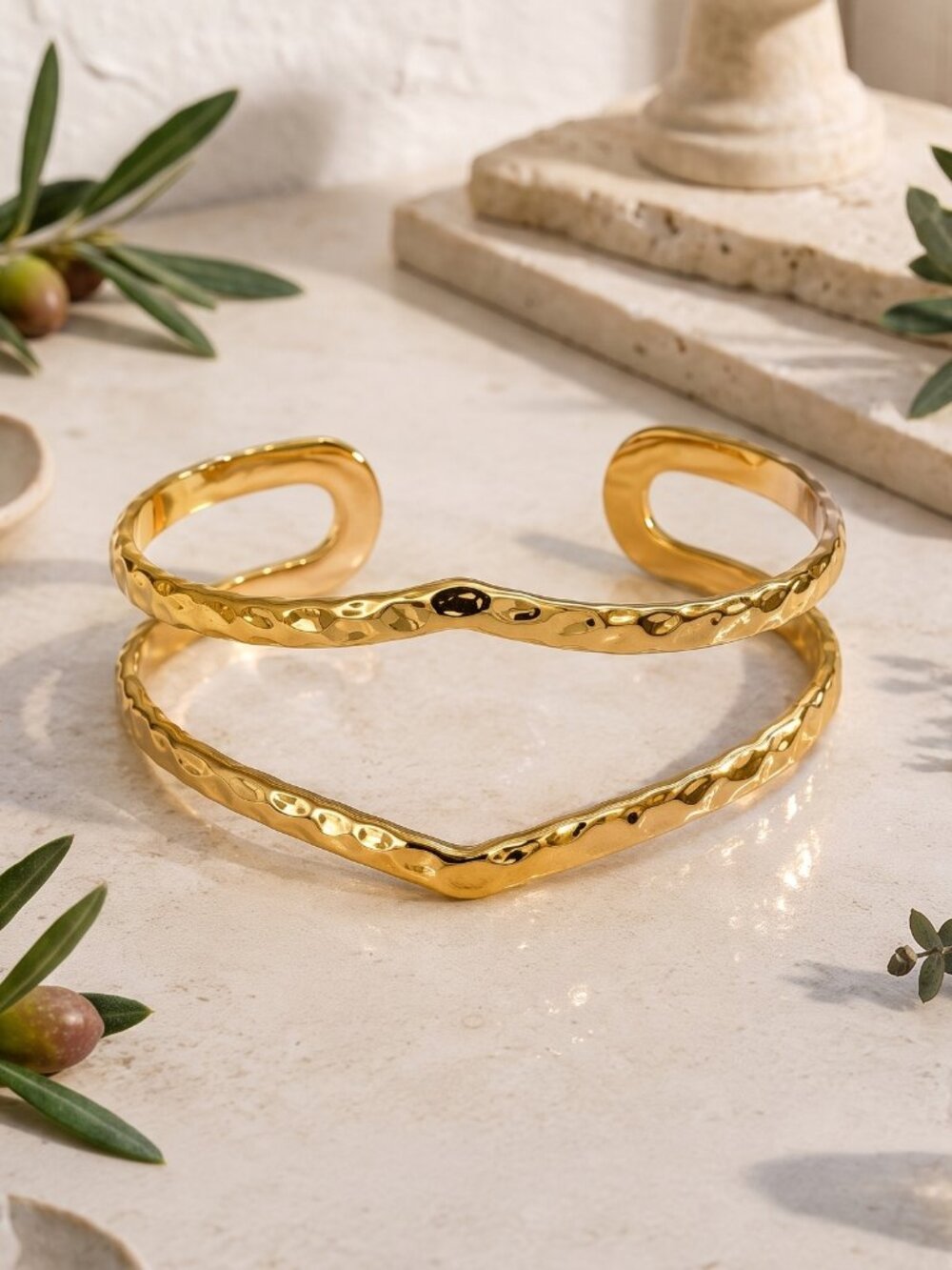 18K Gold Hammered Double Band V Shape Cuff Old Money Mediterranean Stacking